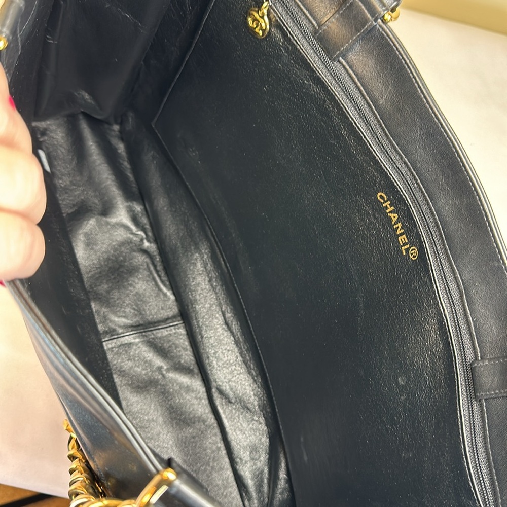 COA CHANEL CC Chunky Chain Calfskin XL Tote 24k Goldplated HDW Series #4 1996-97 - Picture 10 of 16